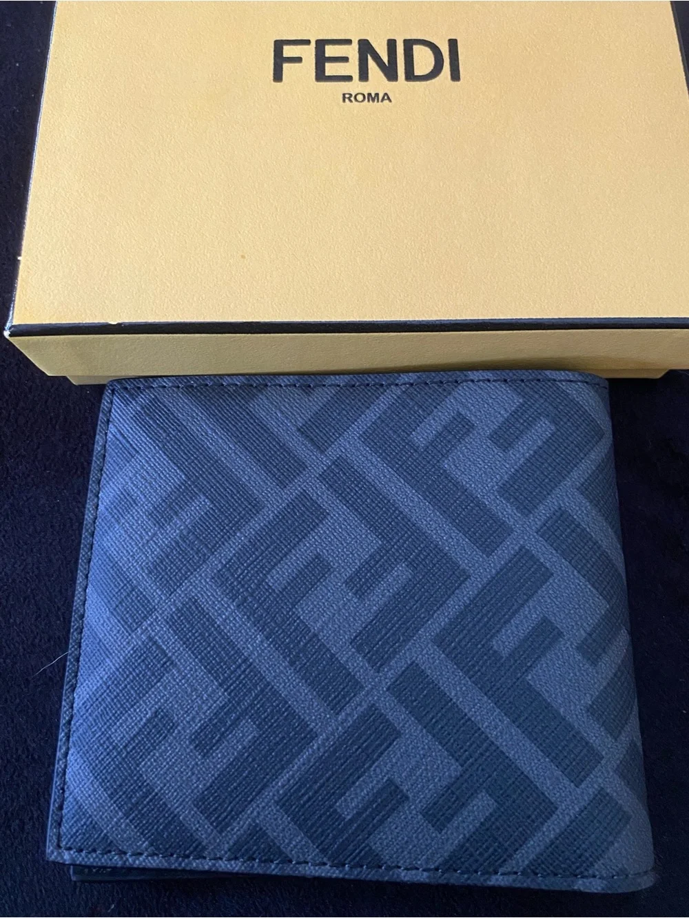 Fendi Men’s Bifold Wallet New With Original Box And Dust Bag